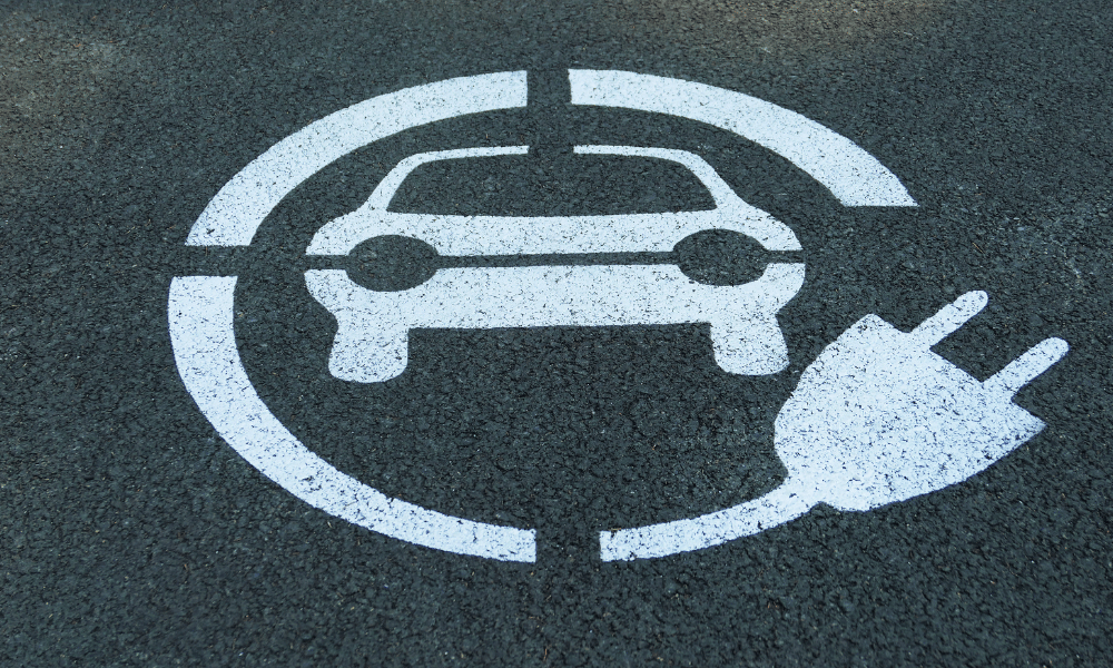 Electric car oil