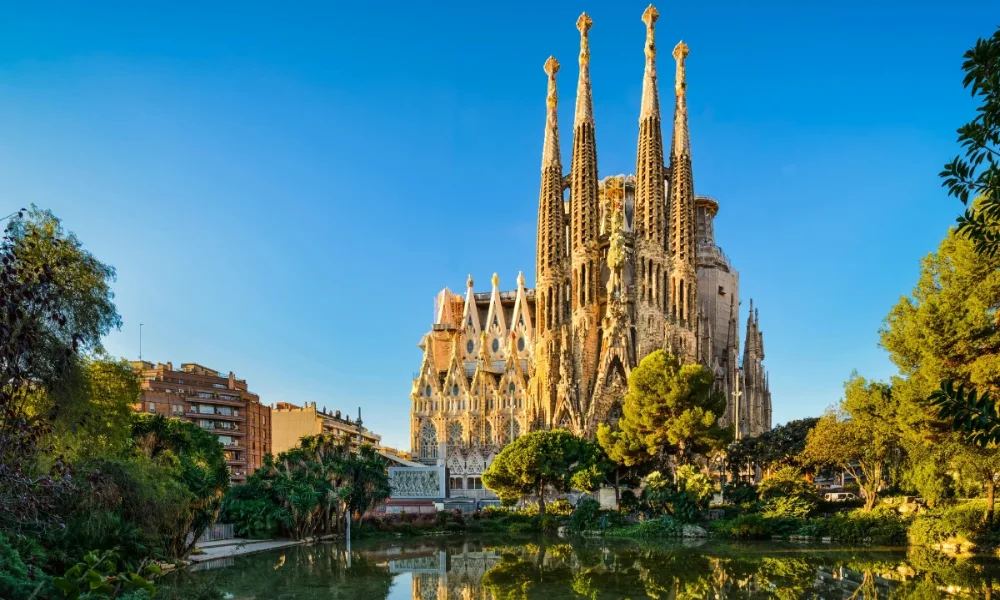 Sagrada Familia reflected in a pond