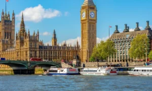 Big Ben, Parliament, boats on Thames