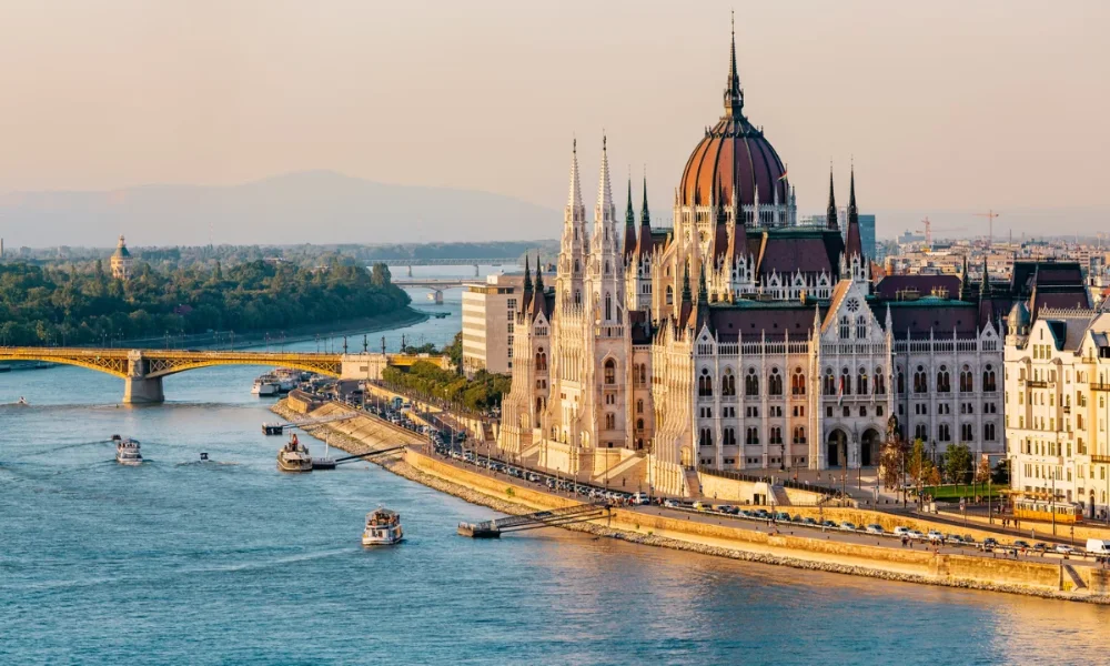 Hungarian Parliament Building, Danube River