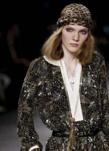 8 Smart Luxury Fashion Brands Using Technology in Clothing