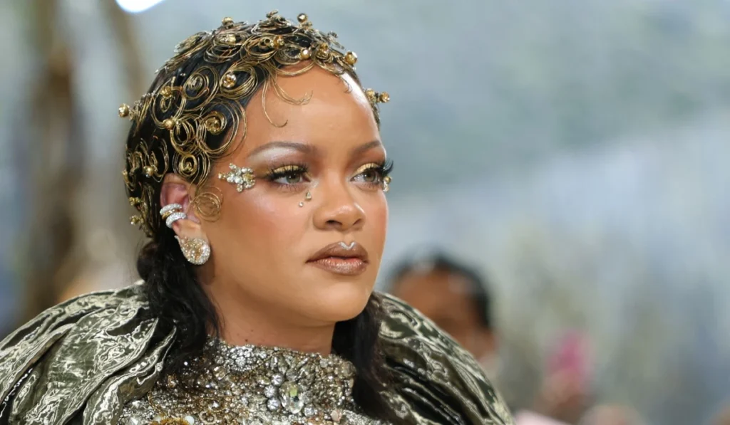 Rihanna’s Ethereal Costume Art Look