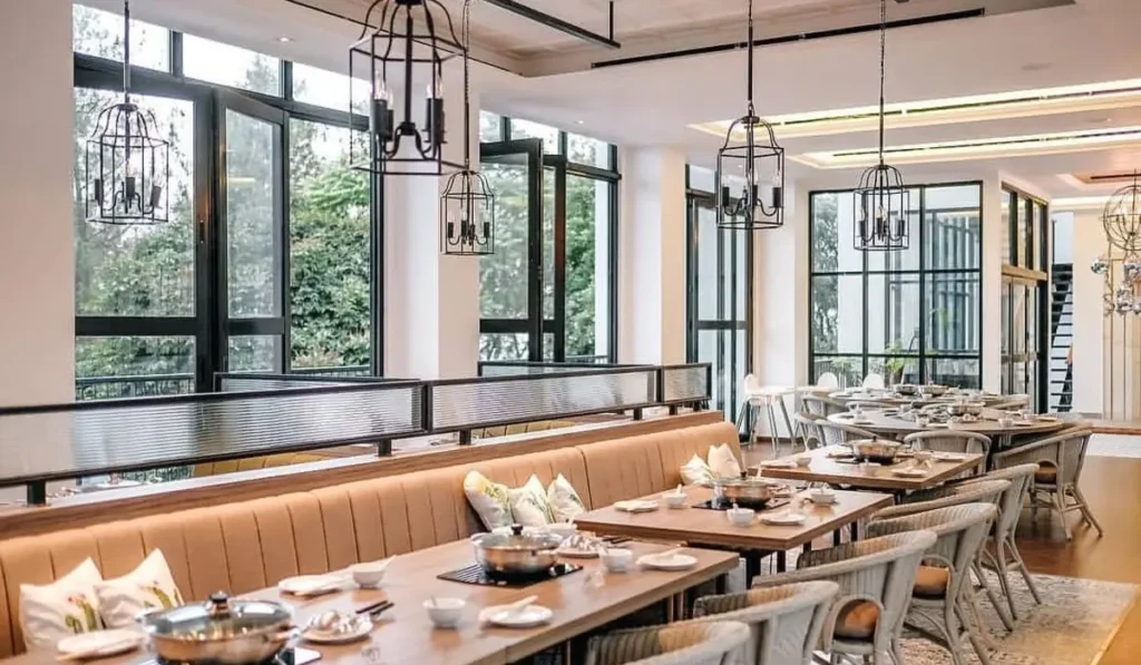 Fine Dining vs Casual Restaurants: