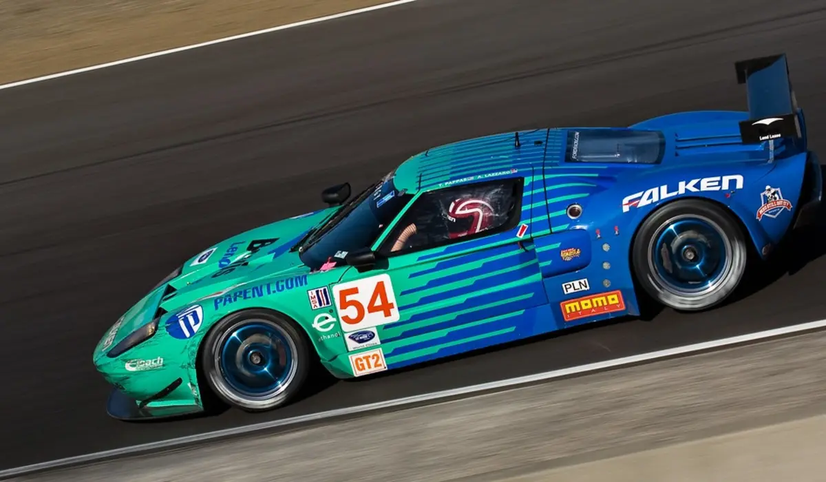 12. Falken