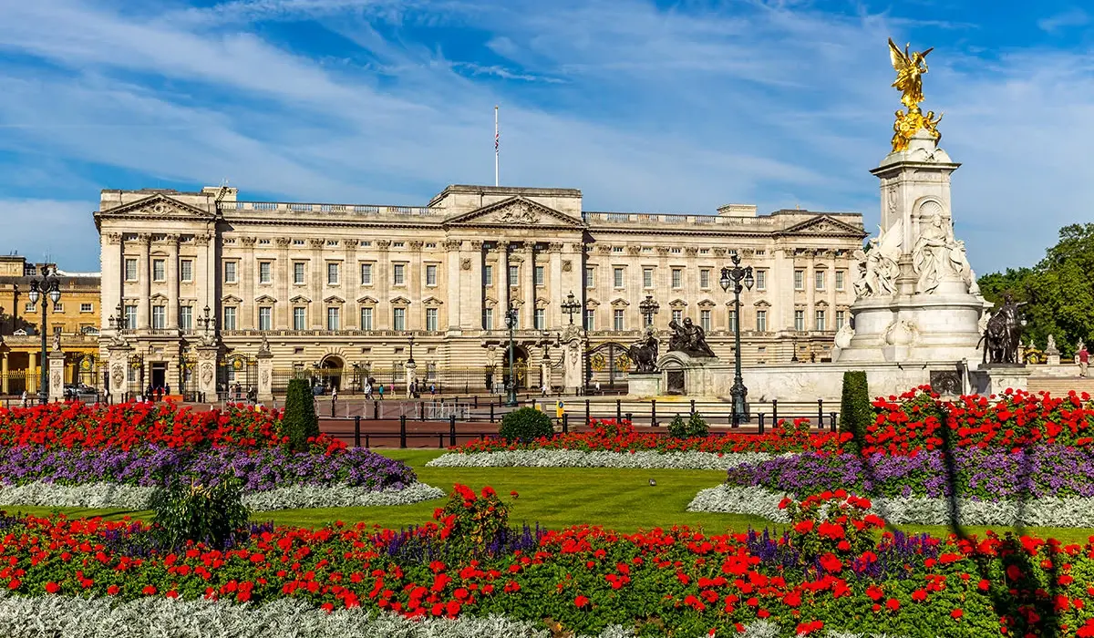 1. Buckingham Palace (London, UK) – $4.9 Billion