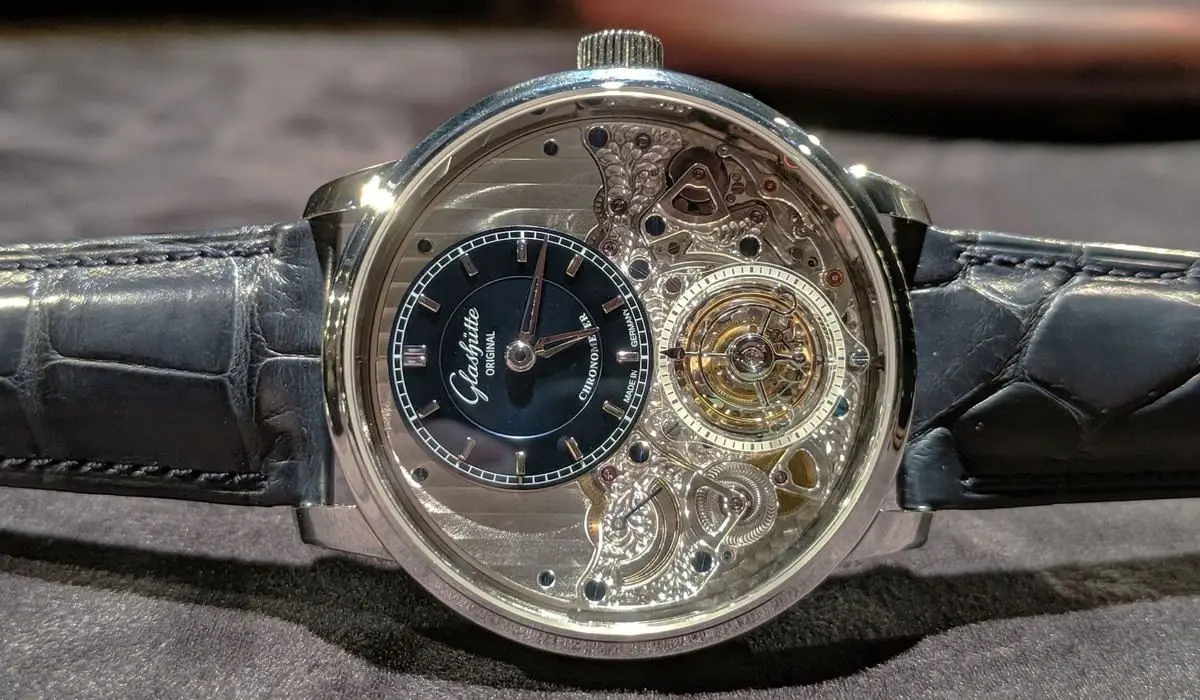 6. NOMOS Glashütte Tangente Neomatik
