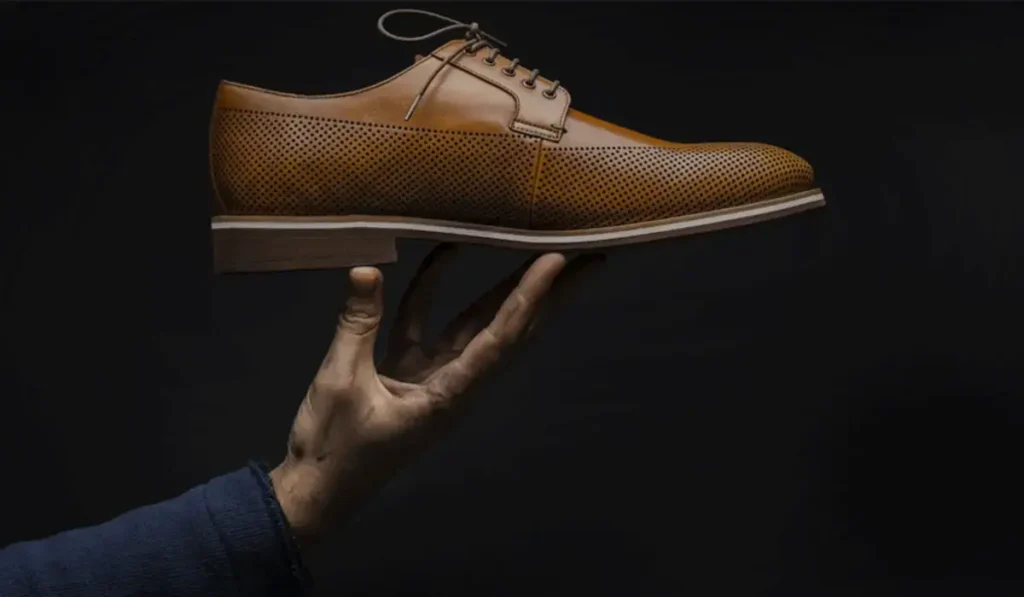 Shoe Size Conversion Chart: US, UK, EU & CM Guide
