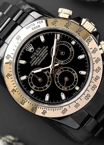 10 Telltale Signs Fake Luxury Watch Buyers Miss