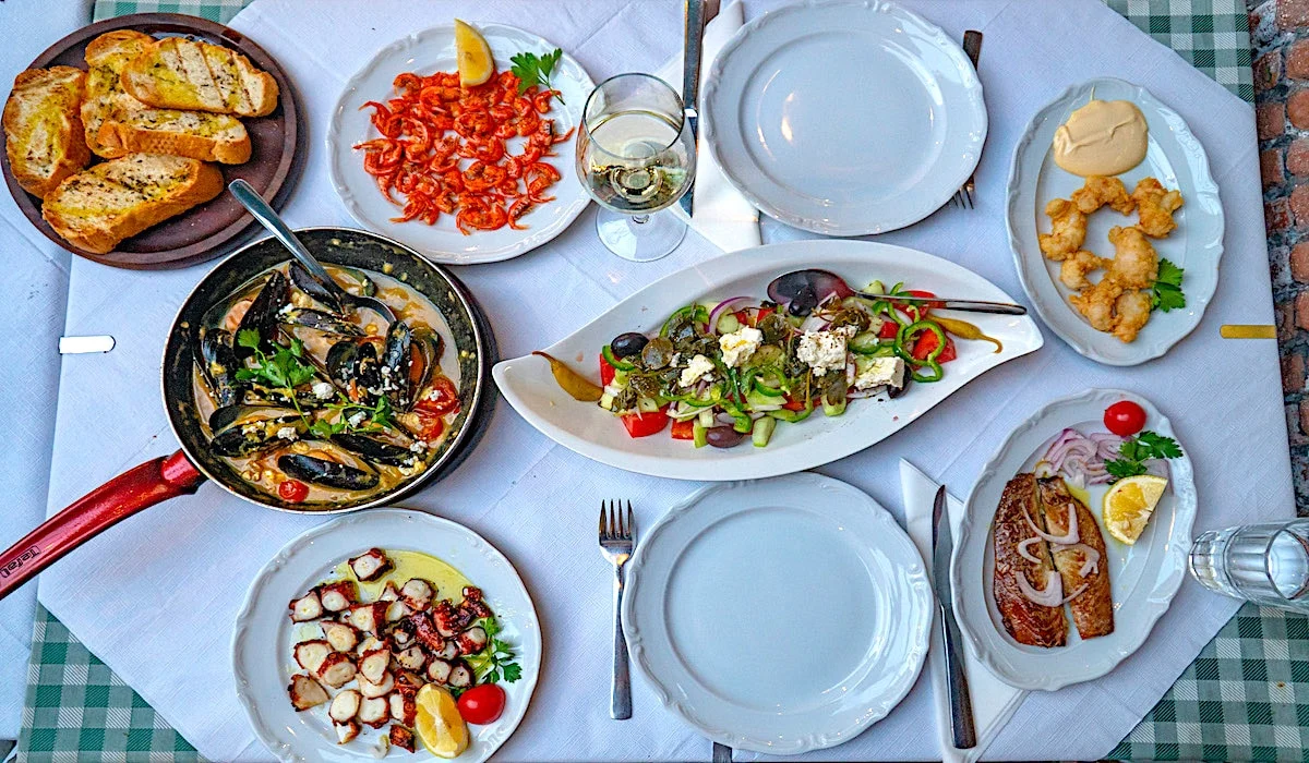 Simple Tips for Eating Mediterranean Food Daily