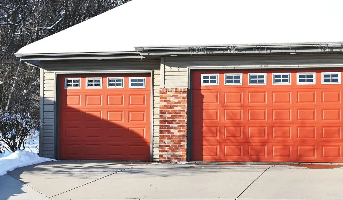 The Energy Efficiency of Insulated Garage Doors