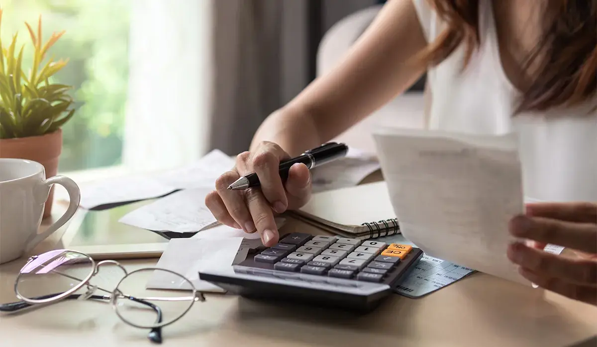 Mindful Spending and Financial Clarity
