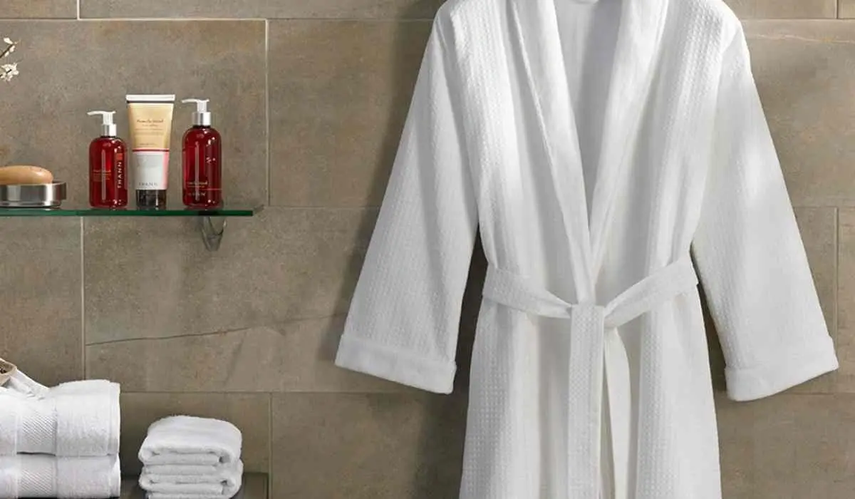 bath robe
