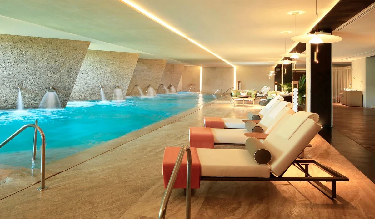2. Luxury Wellness & Spa Operations