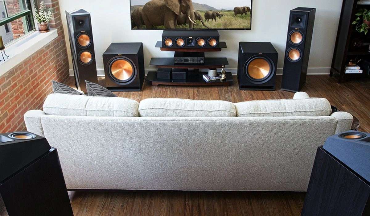 Audiophile & Home Theater Systems (1–15)