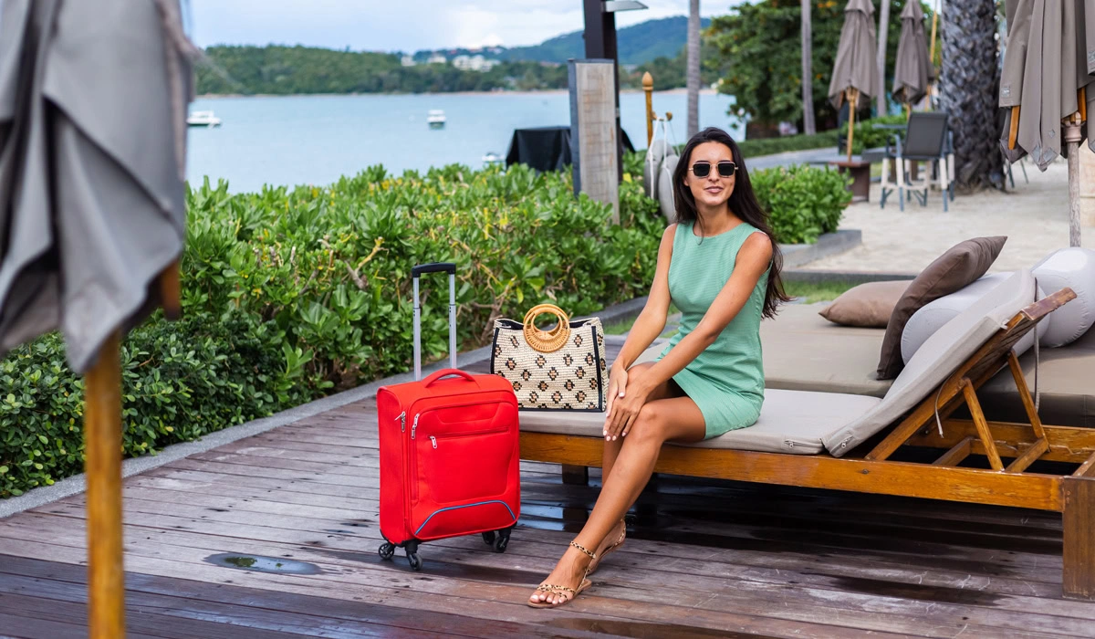 How Pravi Celer Covers Luxury Travel