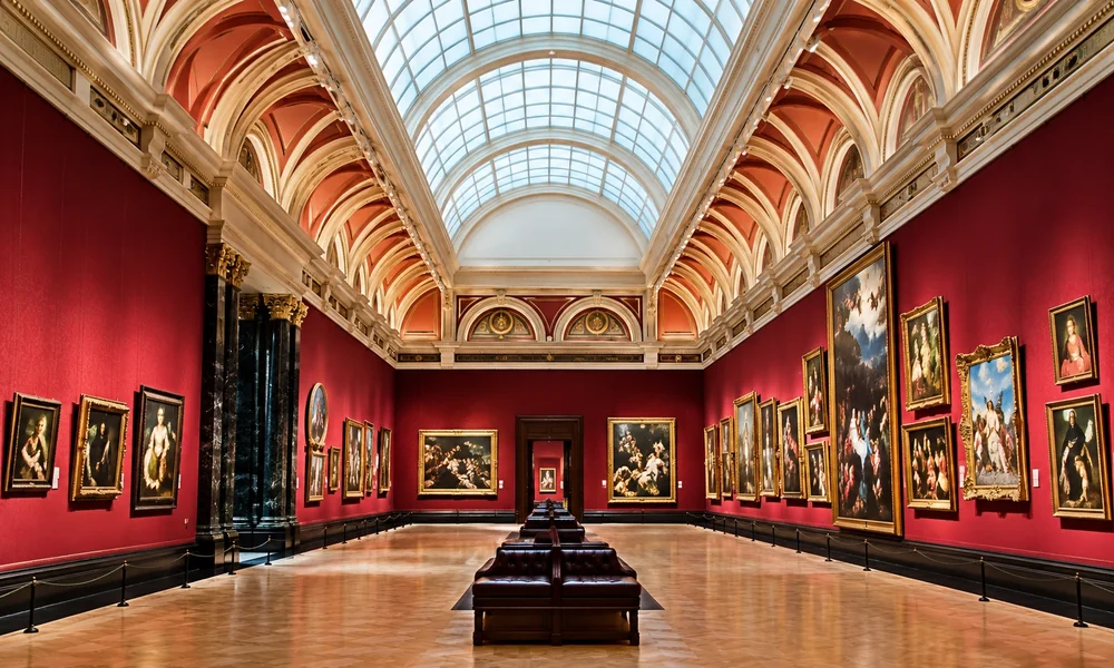 The National Gallery in London, located in Trafalgar Square in the heart of the city-15 Greatest Museums
