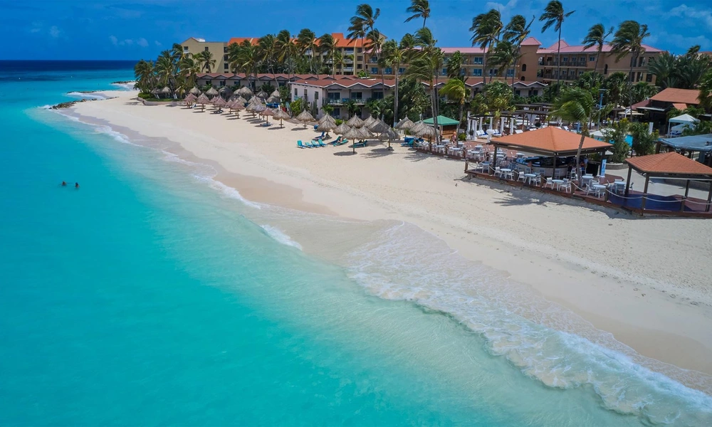 All-inclusive beachfront resort near Druif Beach Aruba