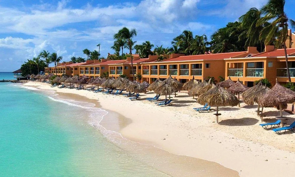 Oceanfront accommodations at an Aruba all-inclusive resort