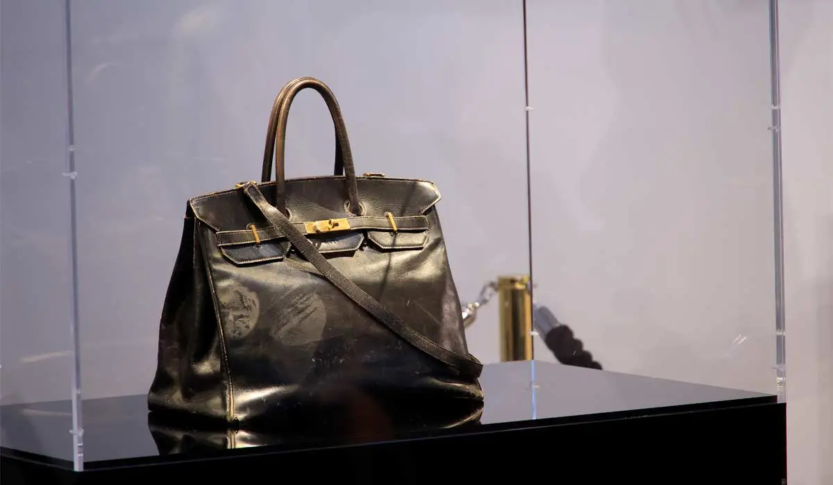 The Big Bag Is Having Another Moment