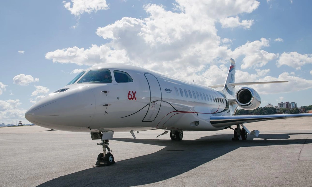 Dassault Falcon 6X wide-cabin private jet.