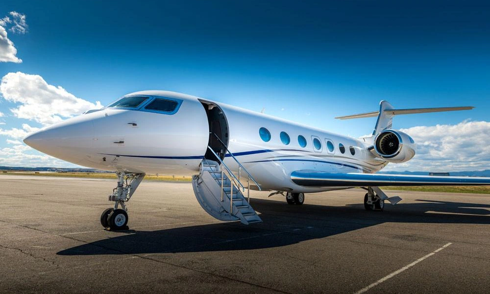 Gulfstream G600 long-range business jet-Top 10 Luxury Private Jets